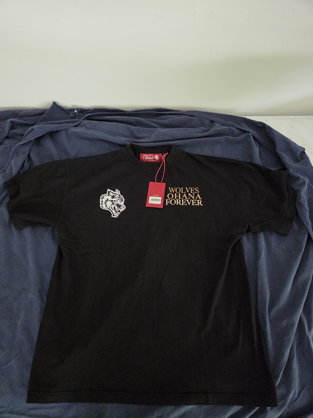 Darc Sport Ohana Forever (2) Medium Shirts